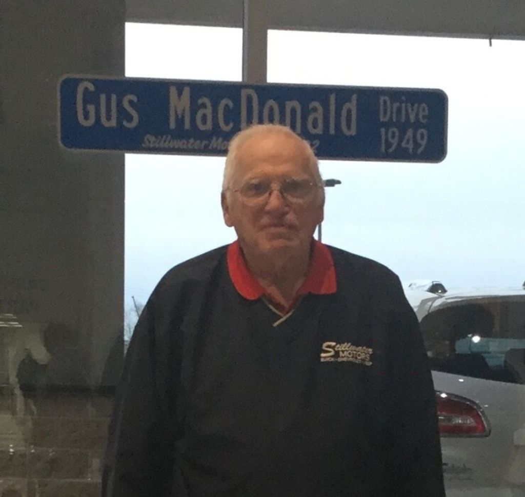 Angus Macdonald Profile Photo
