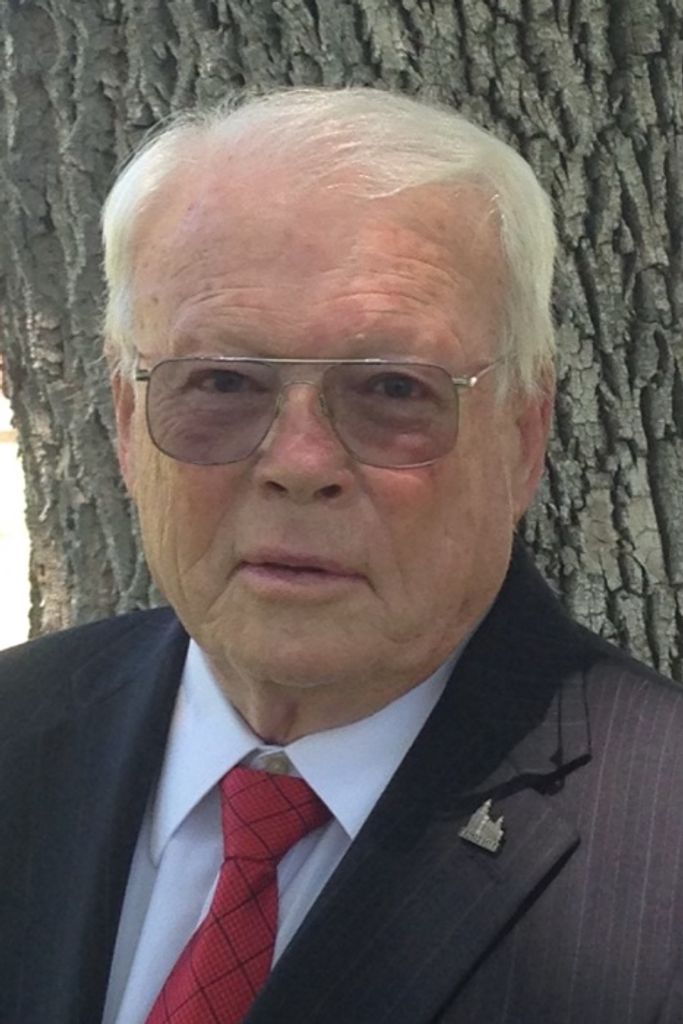 Robert "Bob" Wilford Ruffell