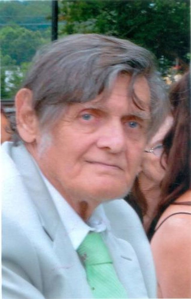Frederick James "Fred" Folchetti