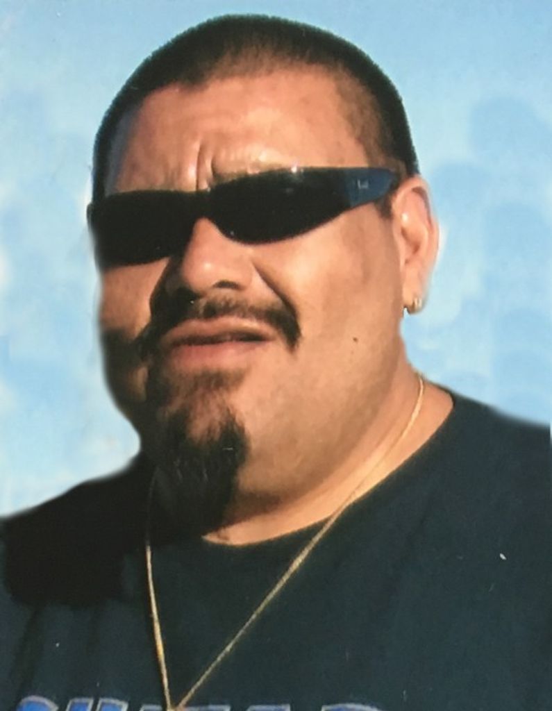 Roberto Mendoza