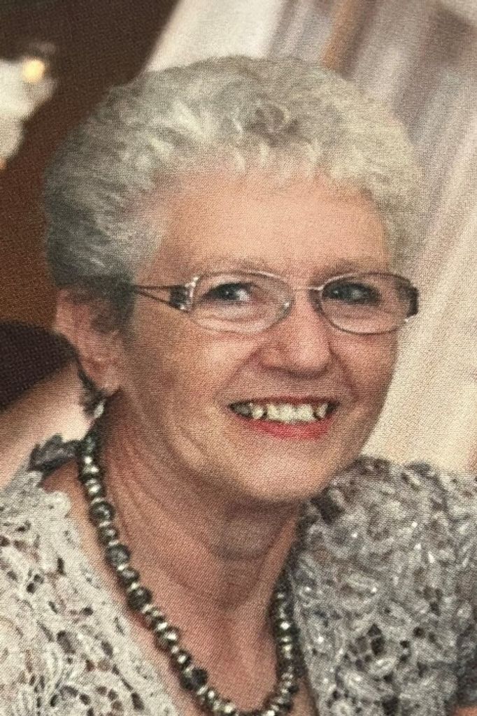 Jeannette (Schwiebert)  Zeisloft Profile Photo