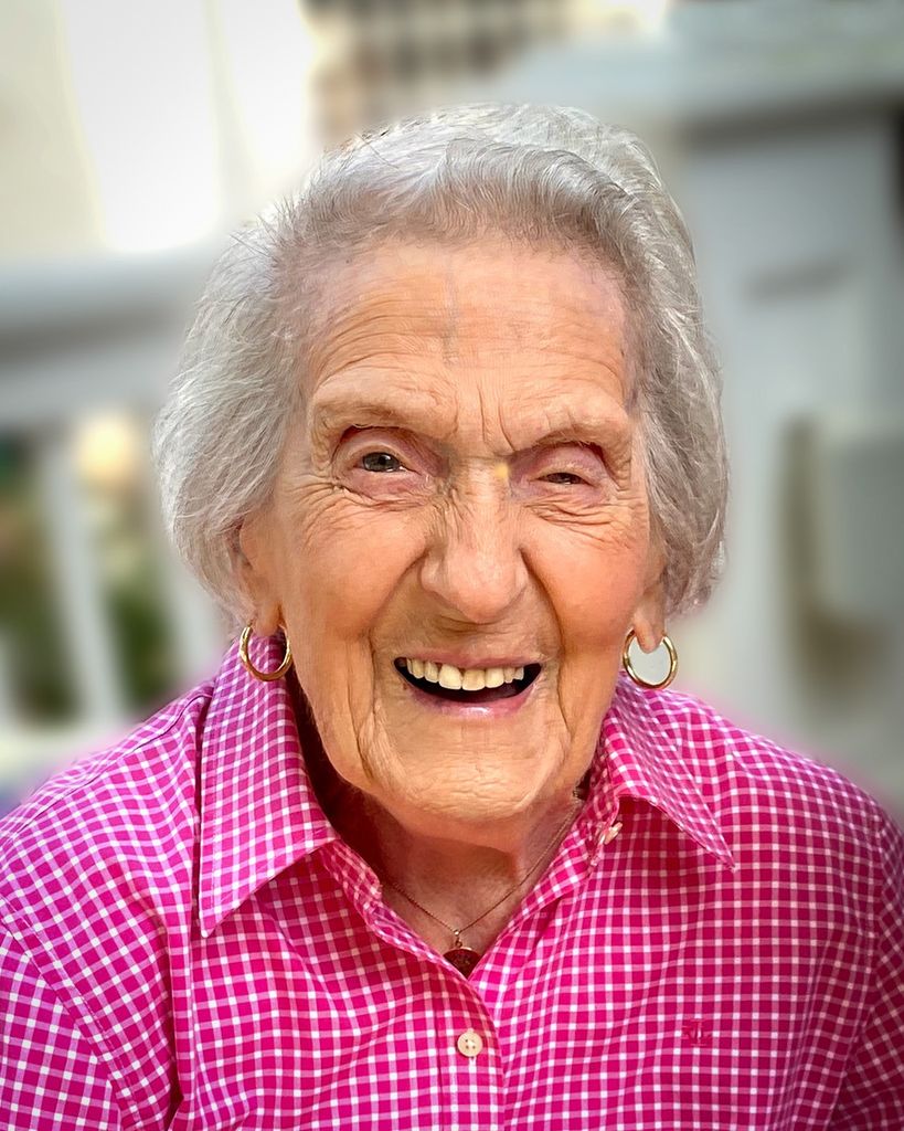 Mary Sue Lewis Profile Photo