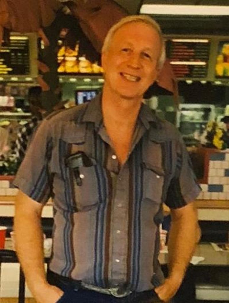 Robert Earl Smith Profile Photo