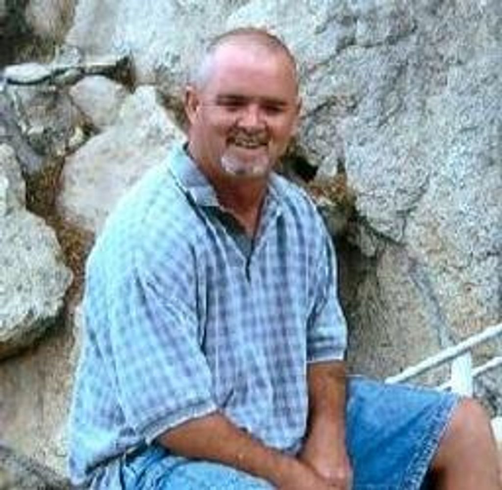 Robert Eldon Cox Profile Photo