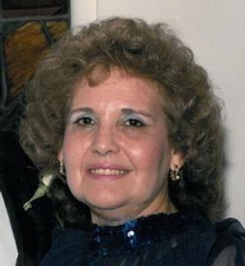 Phyllis Eva Farino