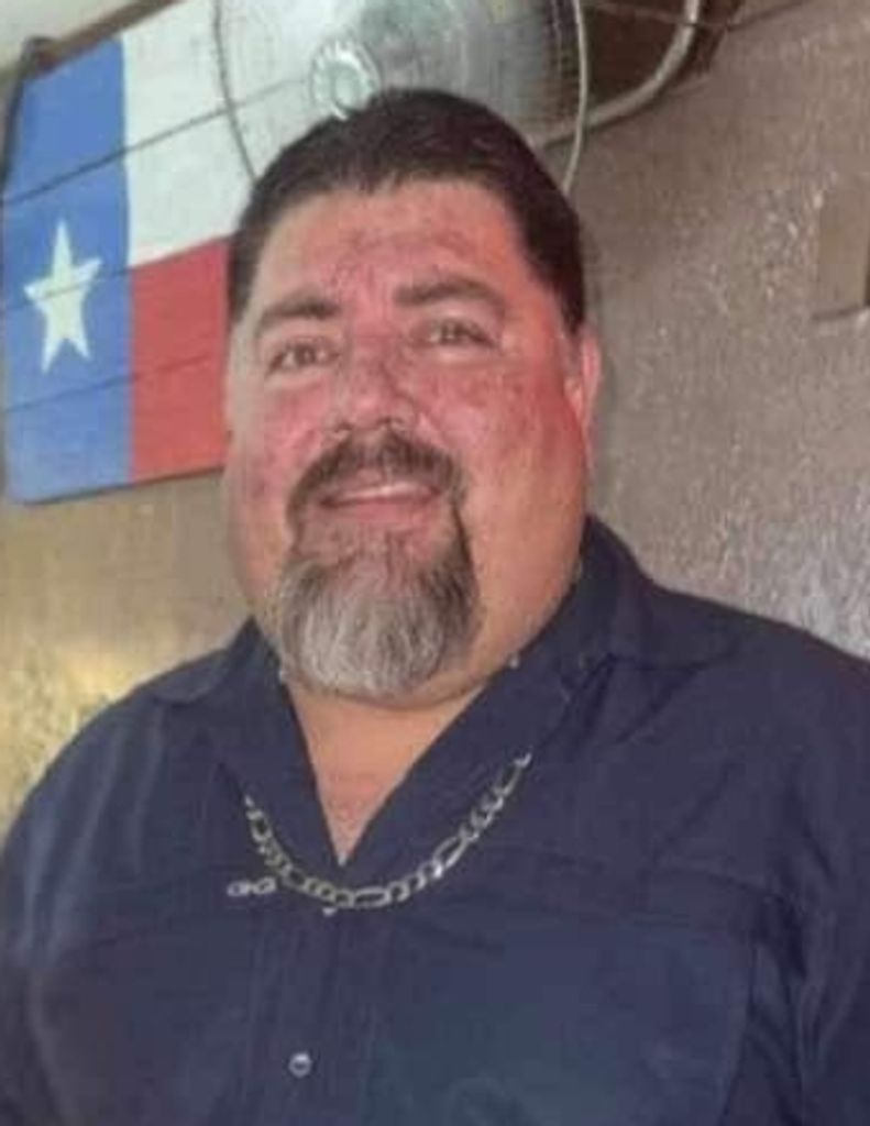 Fernando Hernandez Profile Photo