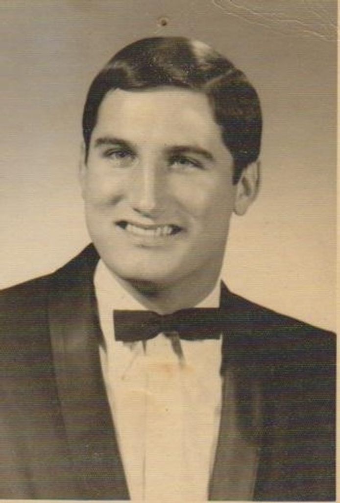 Locker Thompson Gallo