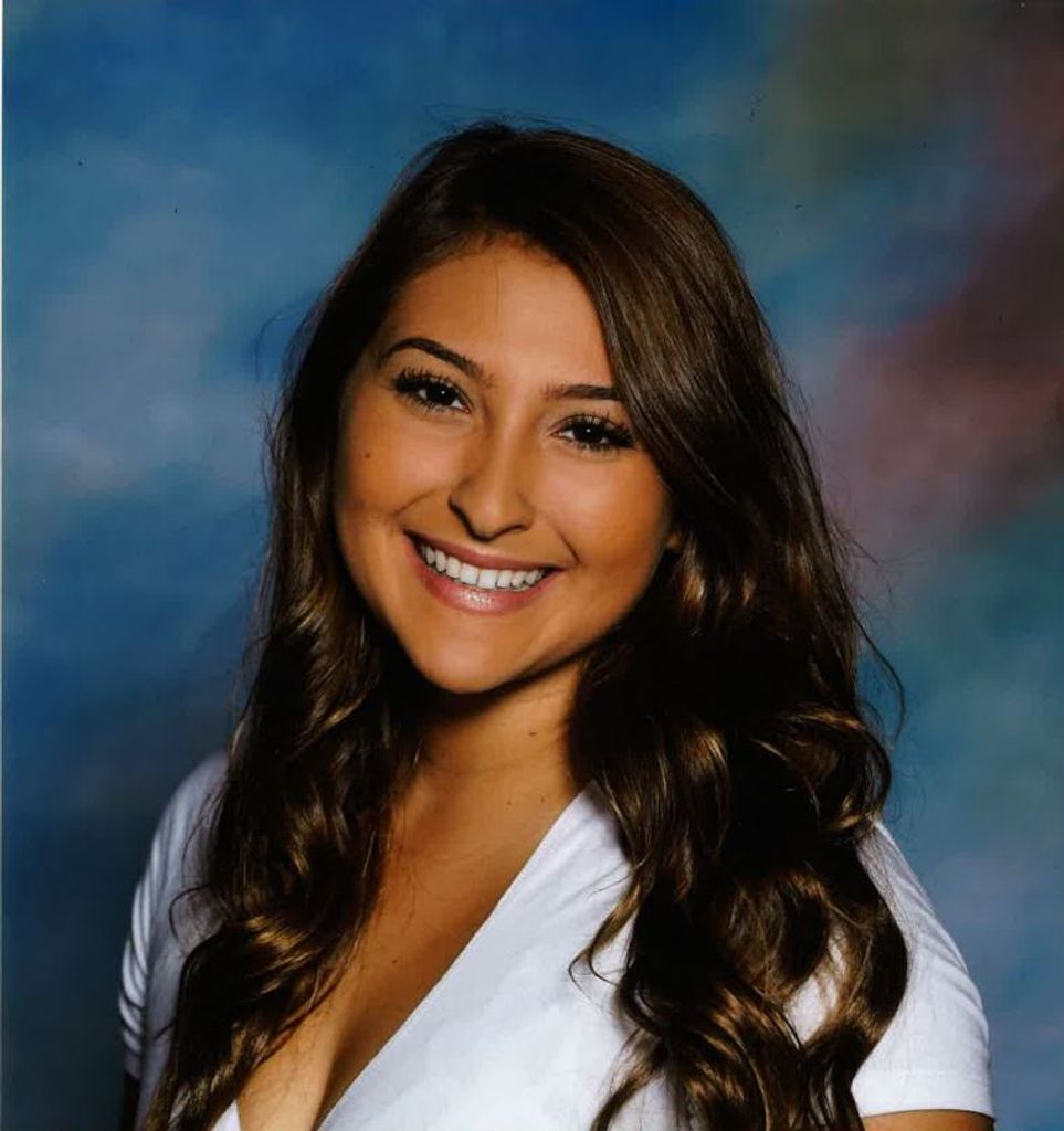 Sydney Rae Benveniste Profile Photo