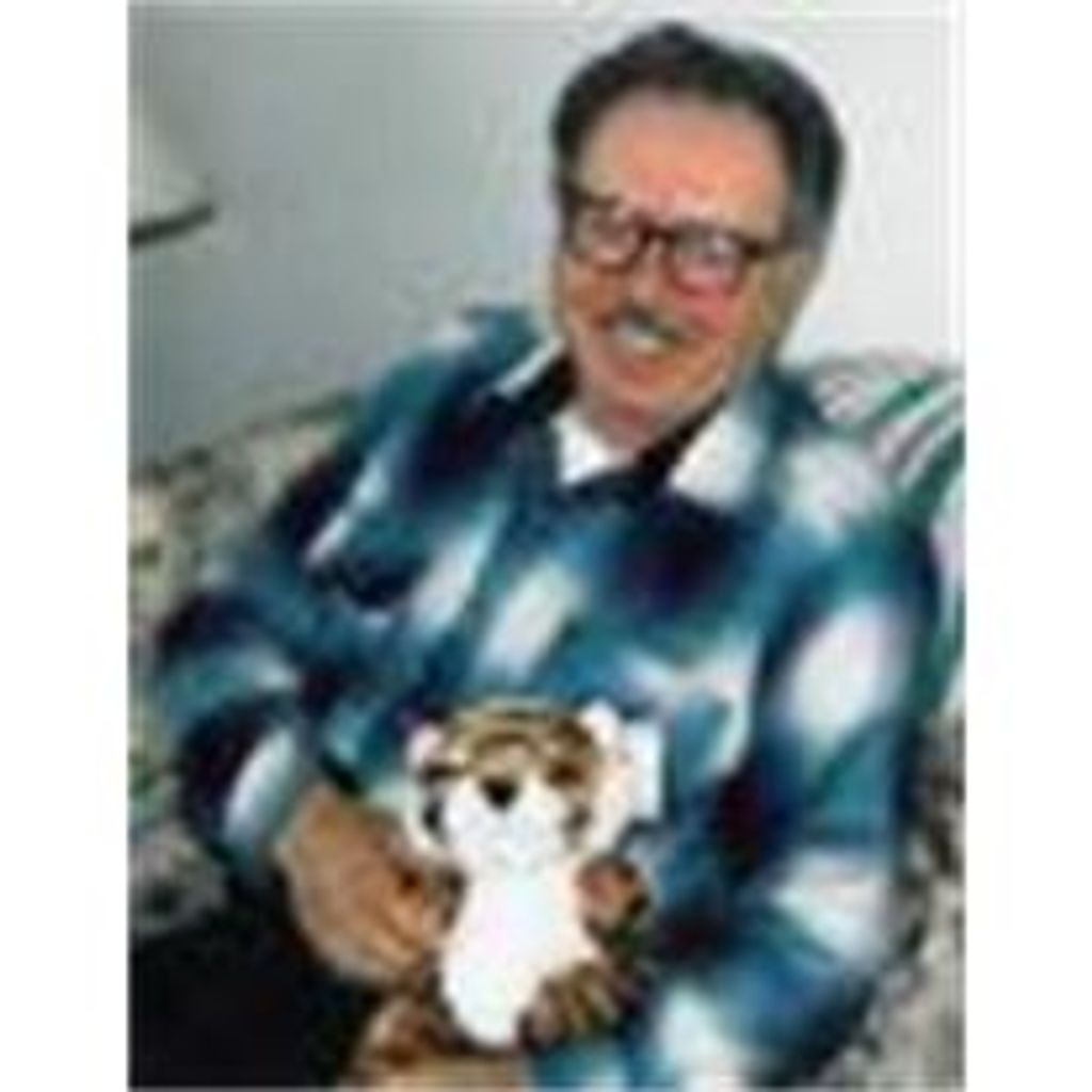 Manuel S. - Age 82 - Gallina Arellano