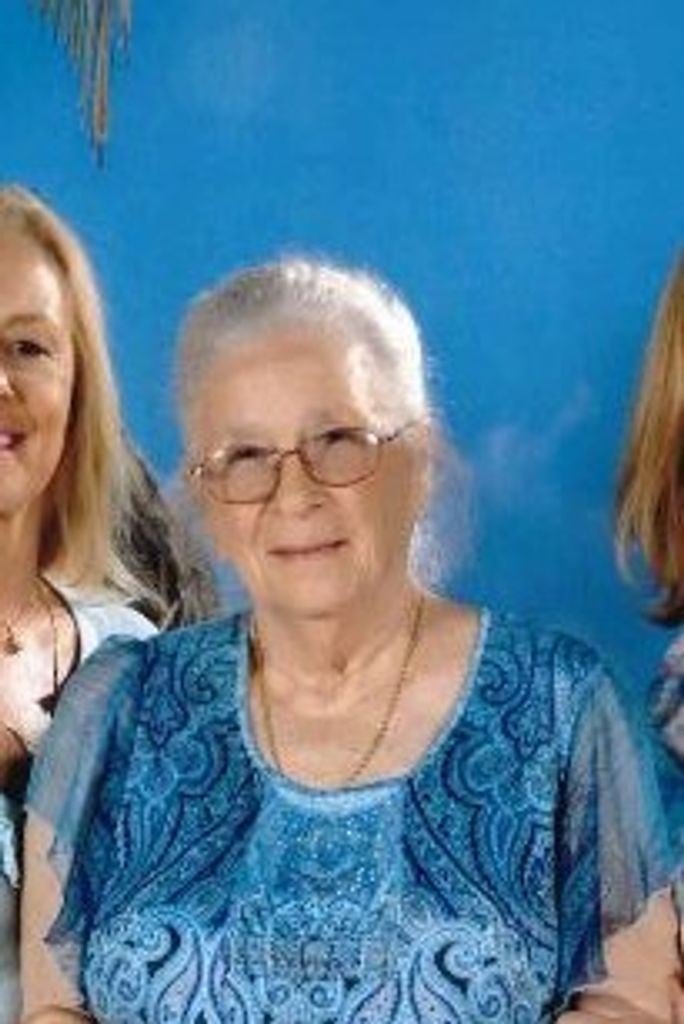 Helen Ray
