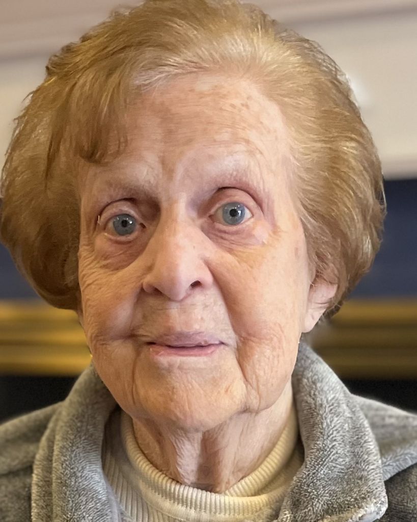 Annette Marie Dantuono Profile Photo