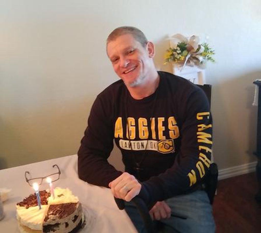 Michael Wayne Arnett Profile Photo