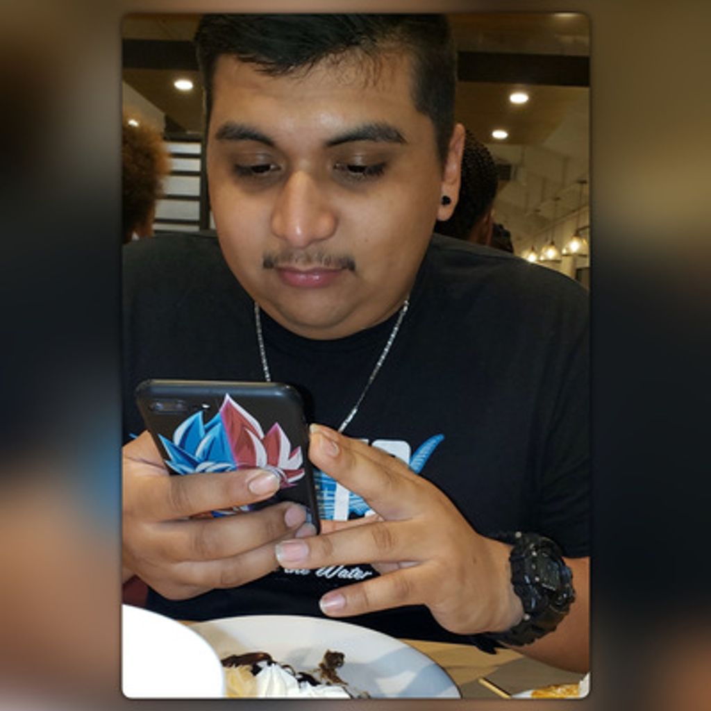 Santiago Bueno, Jr. Profile Photo