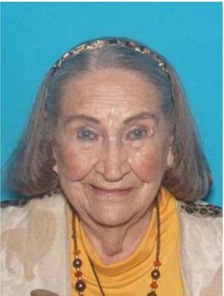 Effie Maxine Holden Profile Photo