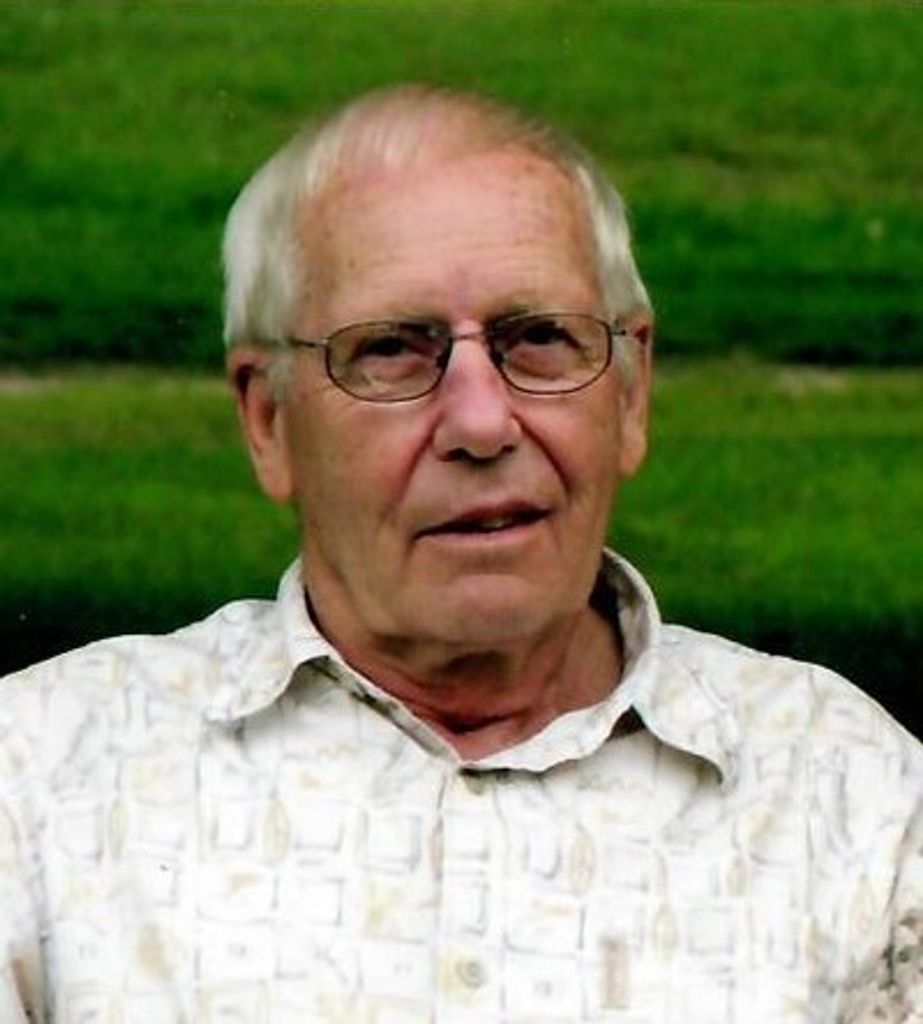Theodore Tinquist Profile Photo