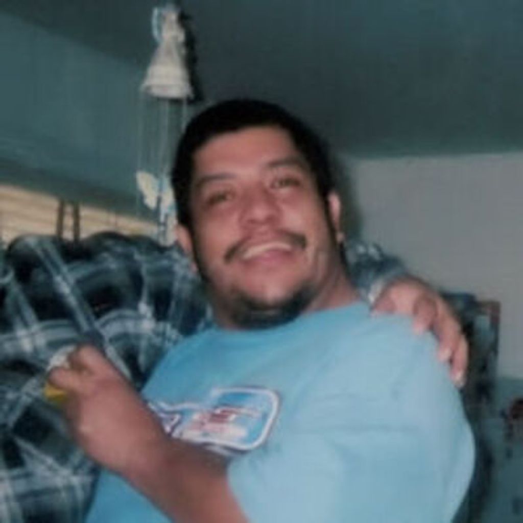 Eloy Cruz Profile Photo