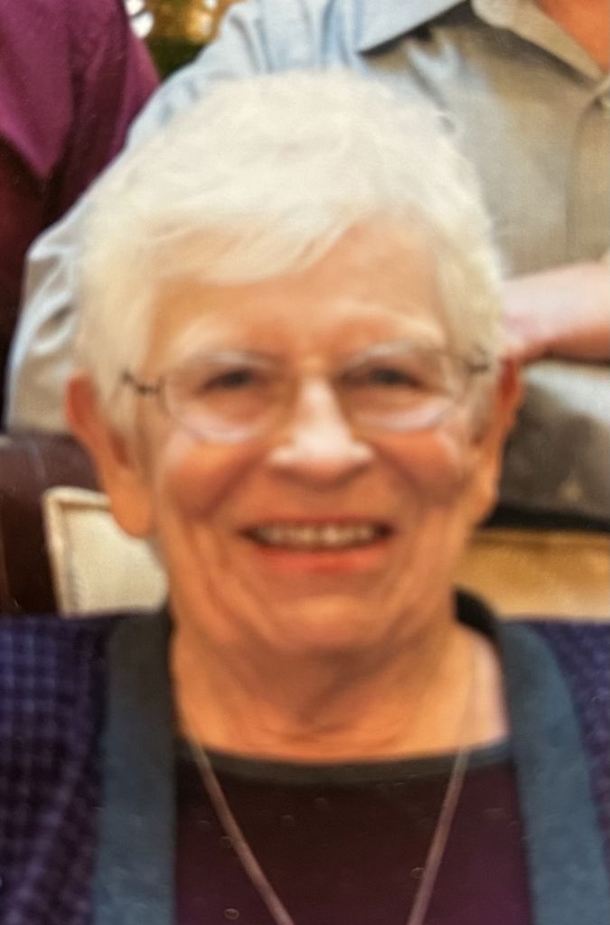 Mrs. Carolyn J. (Naftzinger)  Manwiller