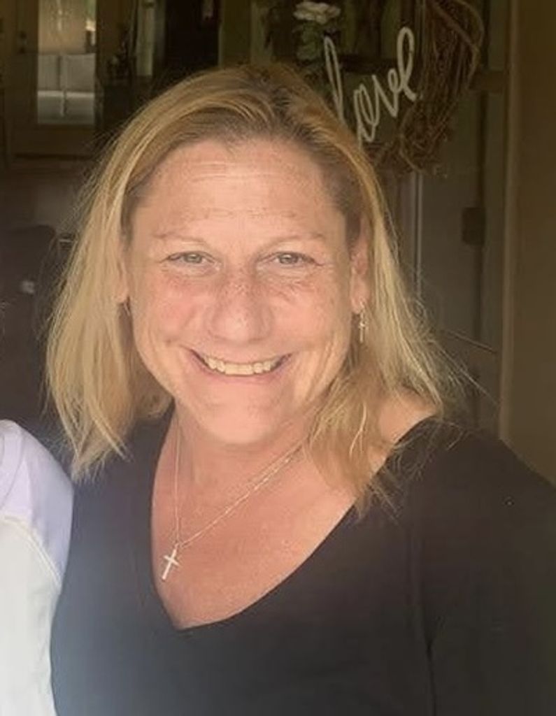 Tari Luise Tomaschewski Profile Photo