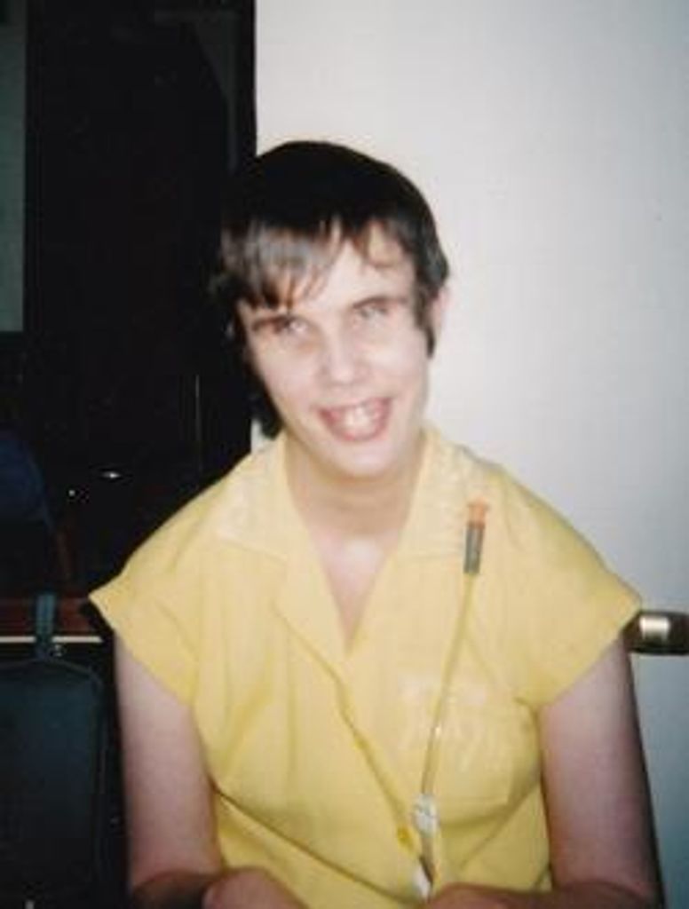 Marti Dellene Wiggins Profile Photo