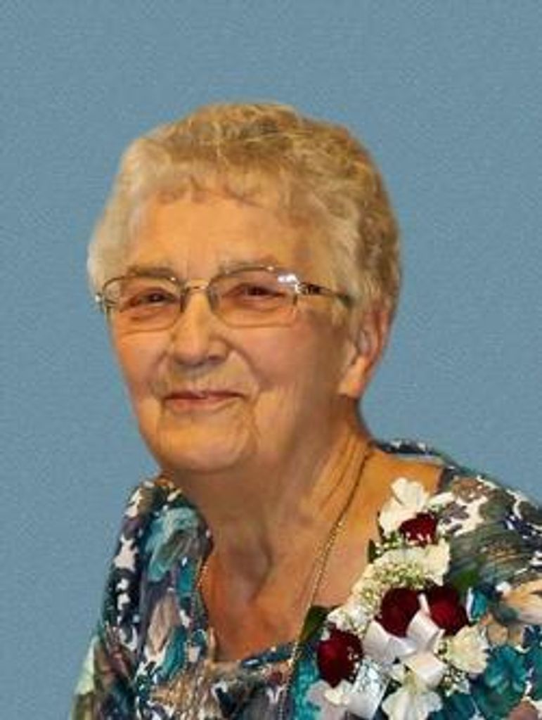Pearl Mavis Kemper
