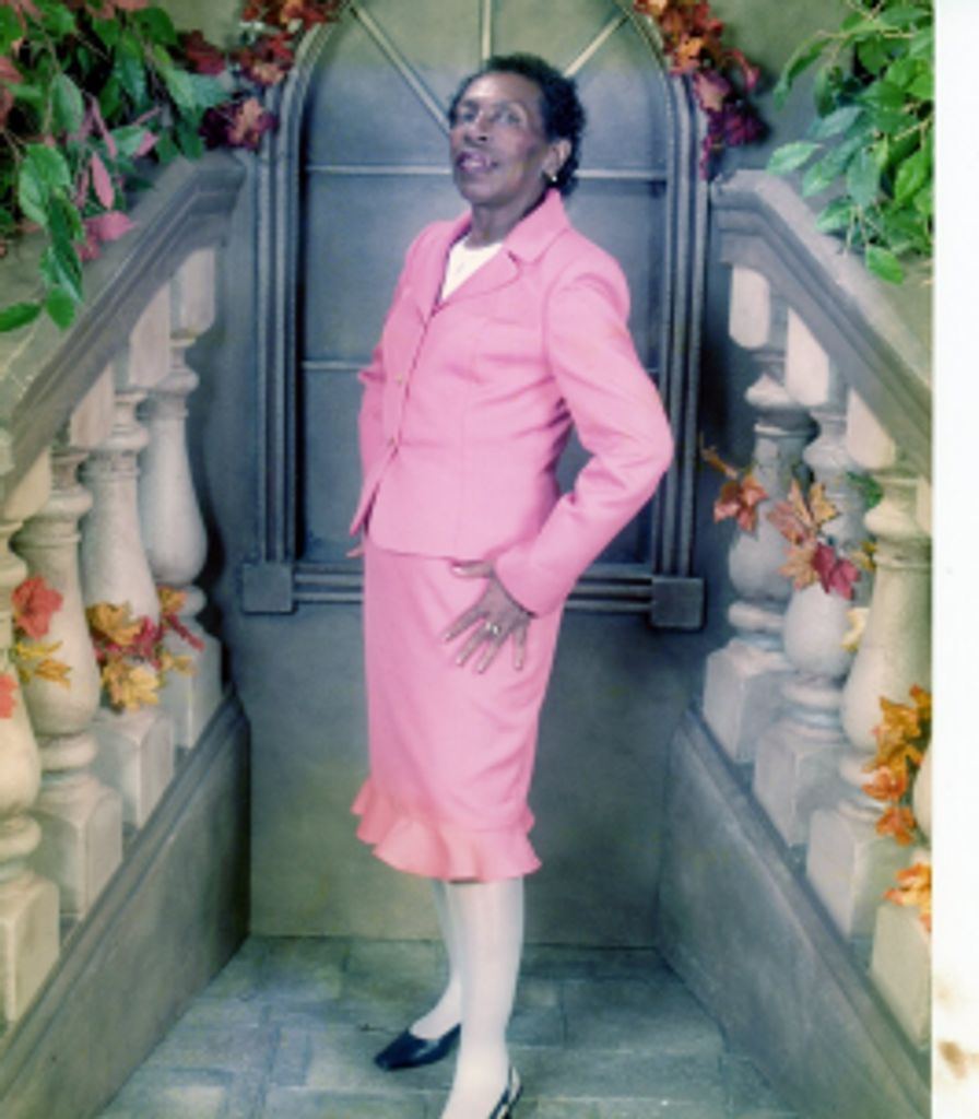 Gussie  Nash