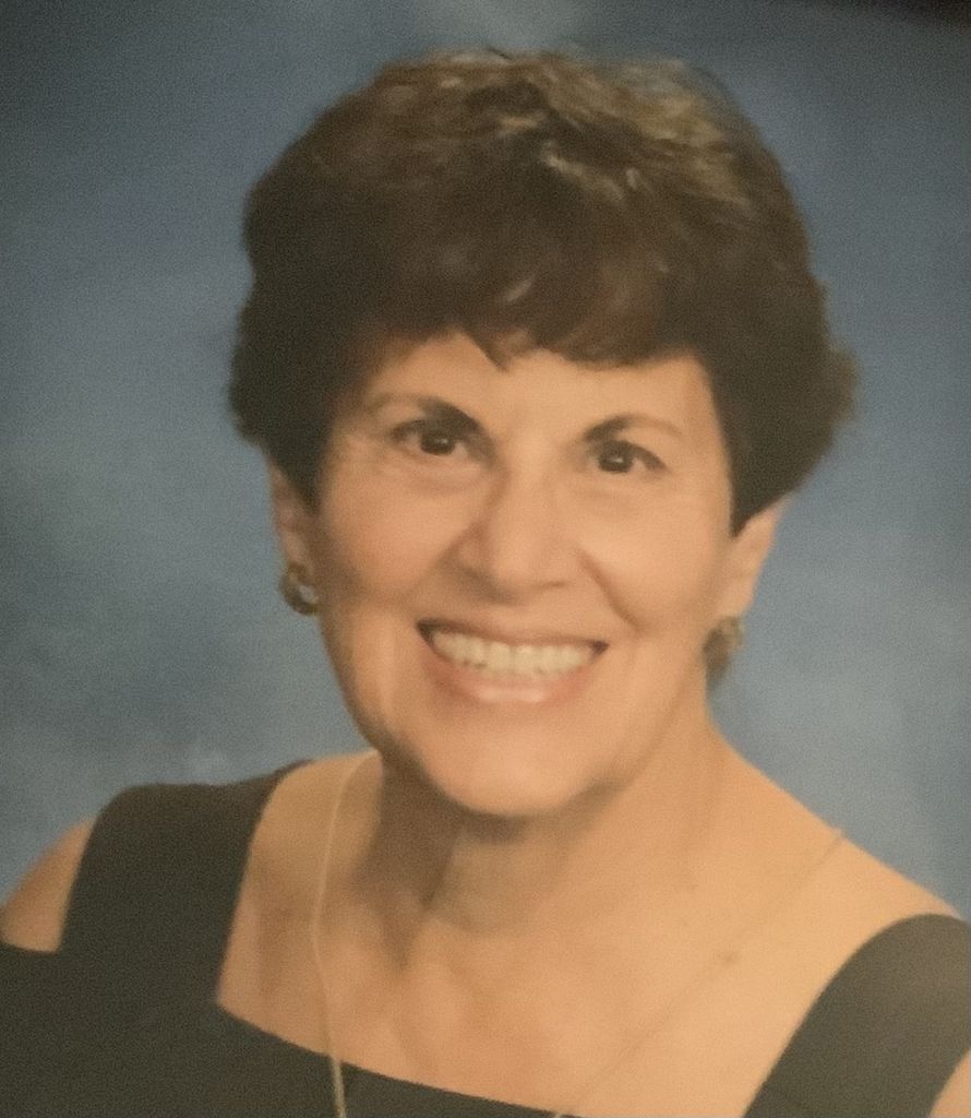 Theresa Marie Farias Profile Photo
