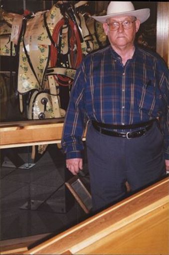 Sydney Lee Mccurdy photo gallery thumbnail 19 of 85