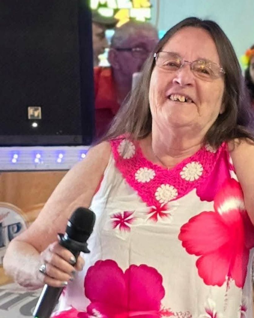 Shelley Louise Ellis Profile Photo