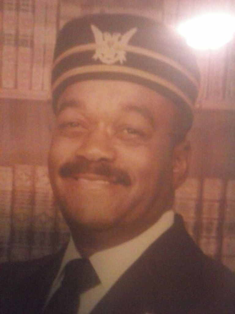 Charles Neal "Chuck" Mccloud