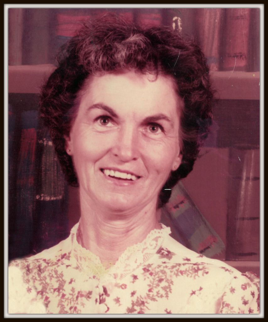 Edna Arlene Dumond