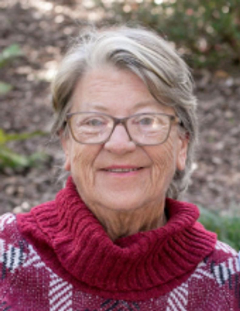 Jan  Simpson Wolfe Profile Photo