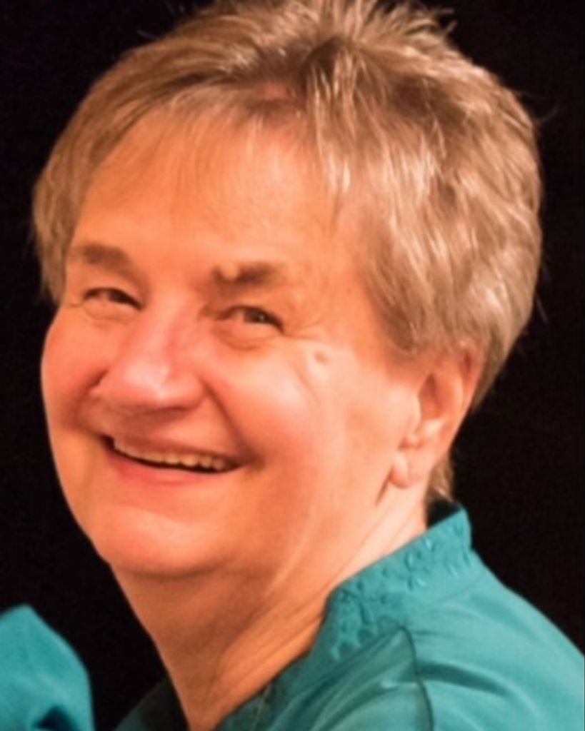 Toni (Vera) Hobart