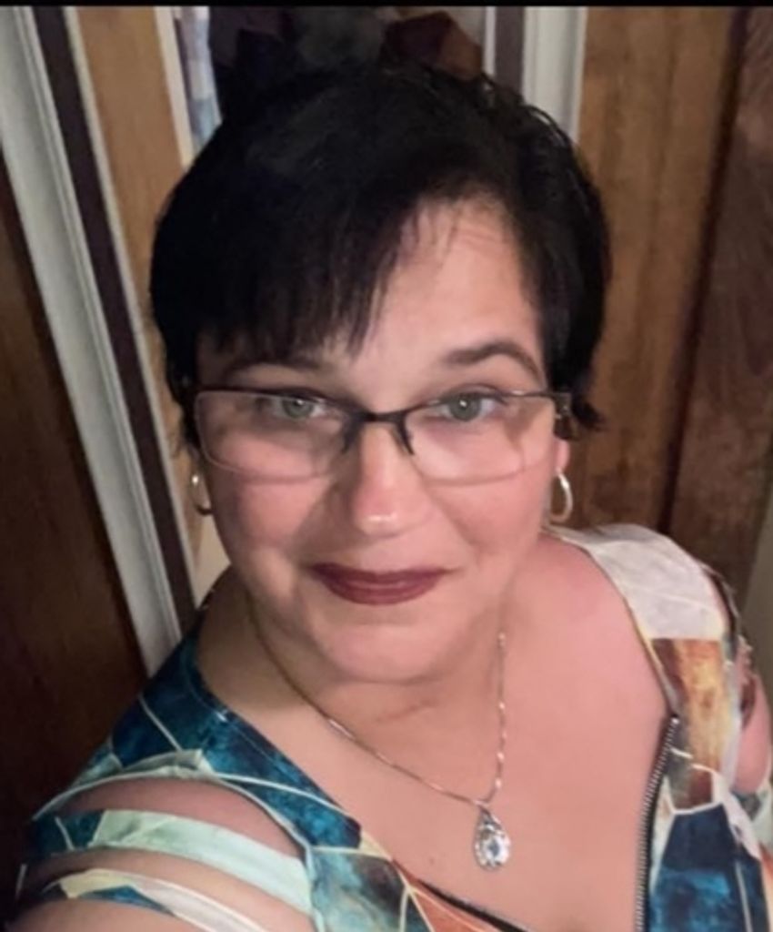 Suzan Bellard Matte Savoy Profile Photo