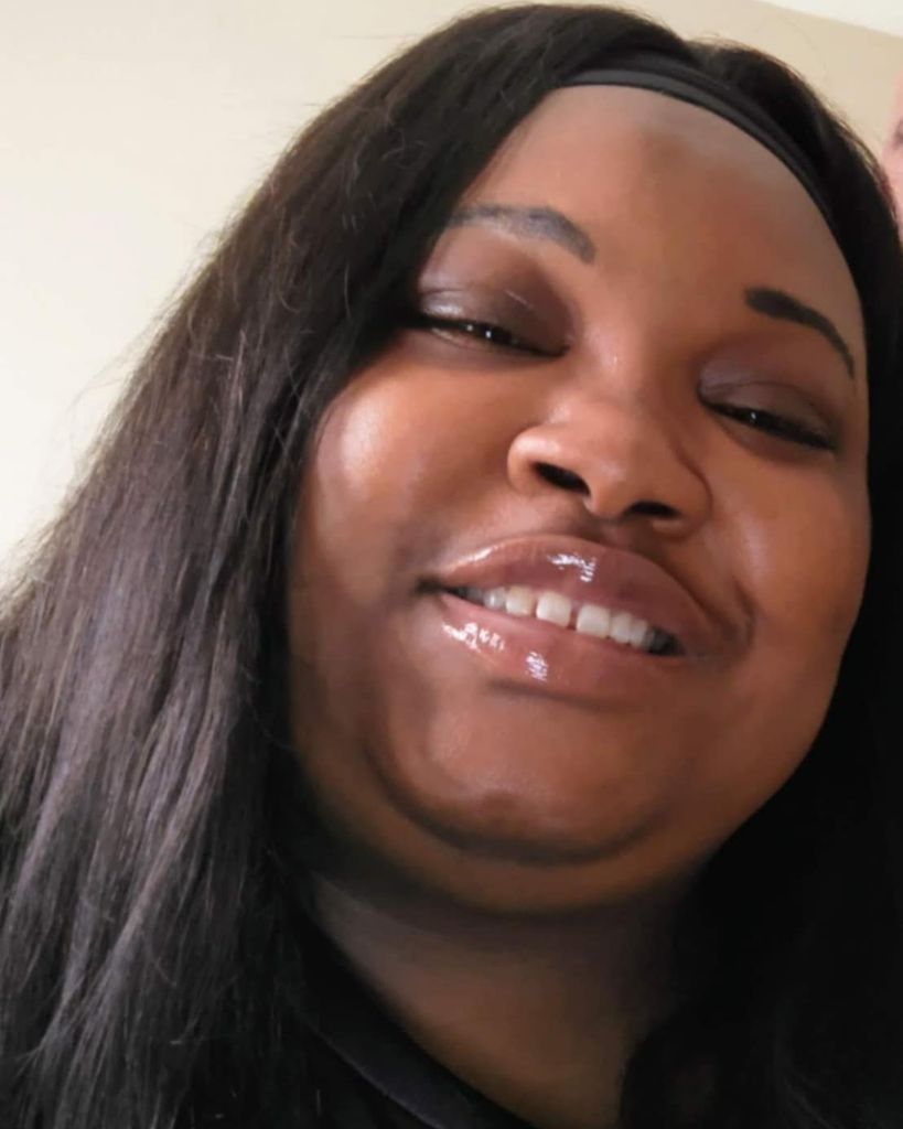 Latrice Lashon Lewis ( 33 )