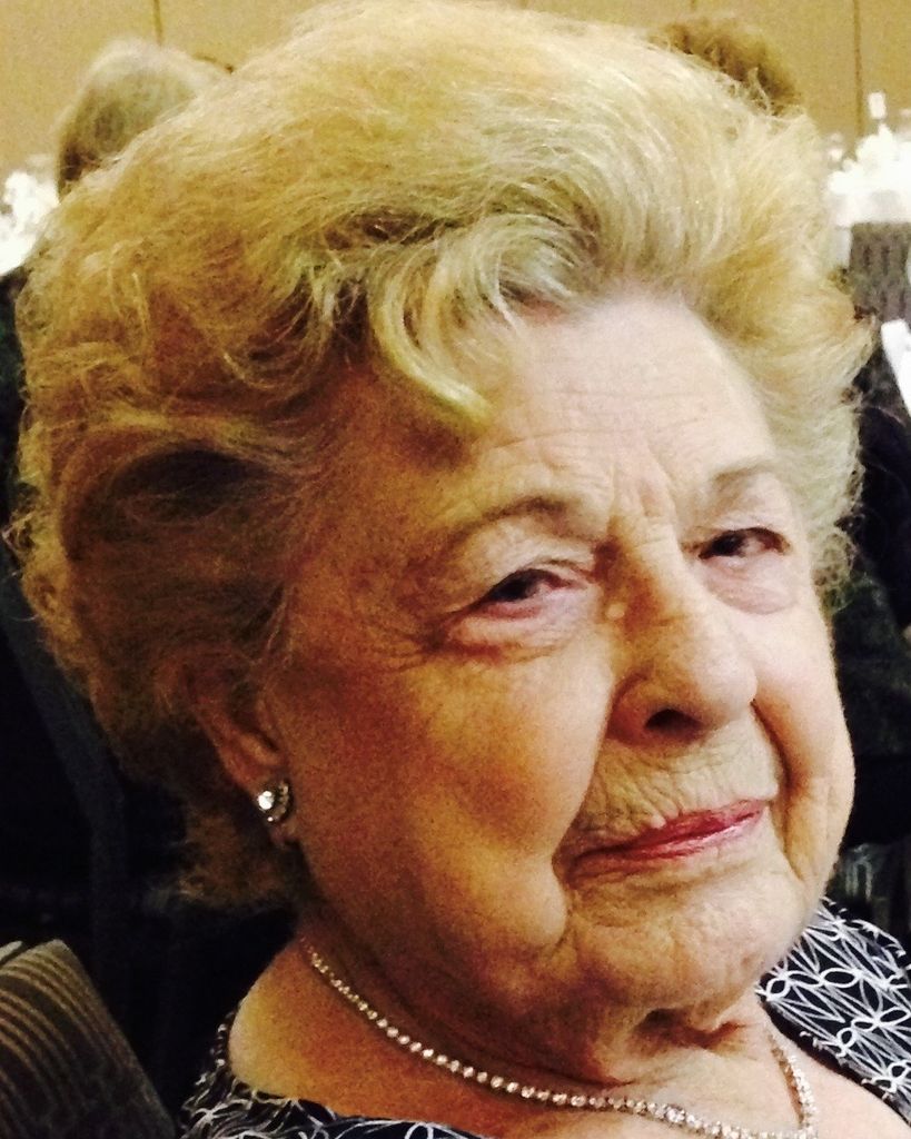 Mireille Louise Moore Profile Photo