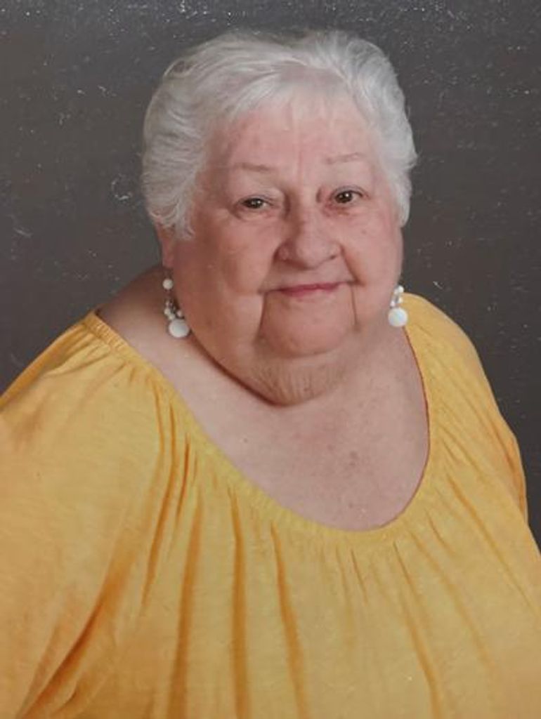 Caroline Chapman Savant Profile Photo