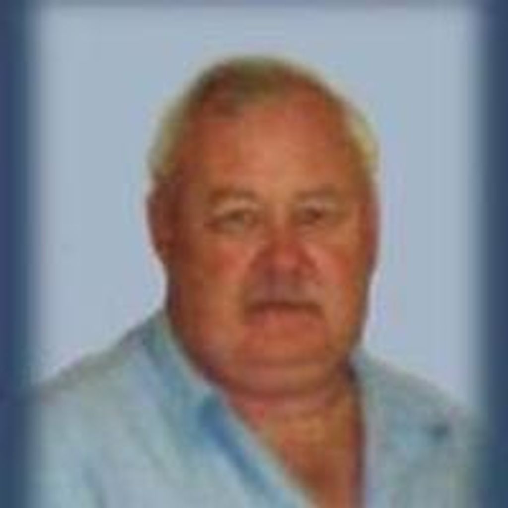 Gary  Richard Douglas