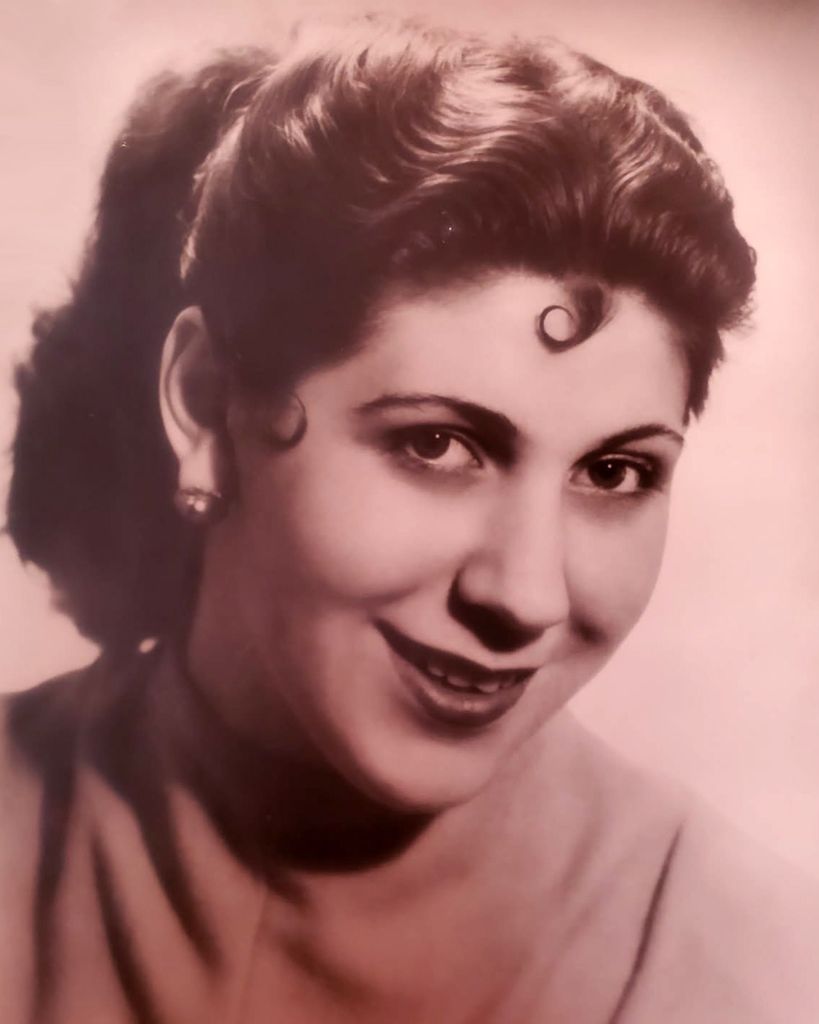 Sieglinde R. Davis