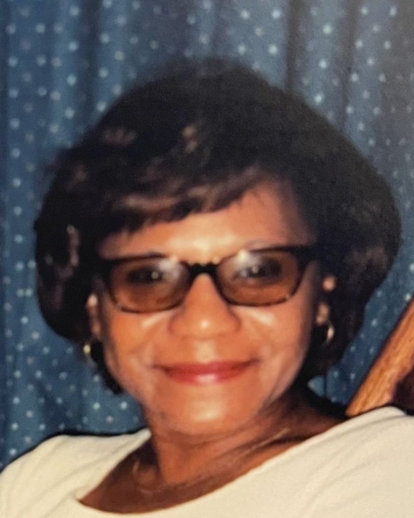 ANNIE HENDERSON Profile Photo