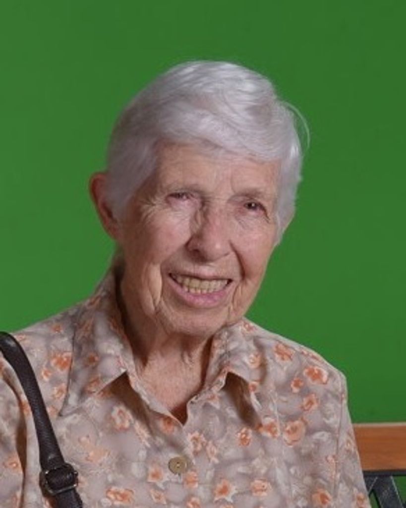 Claire Ange Aimée Aucoin Profile Photo
