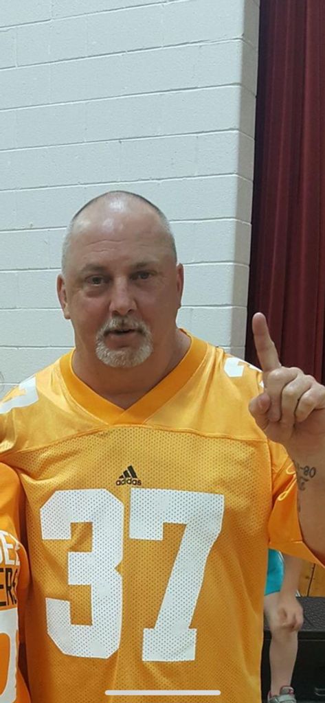 Dennis Lamar Winters