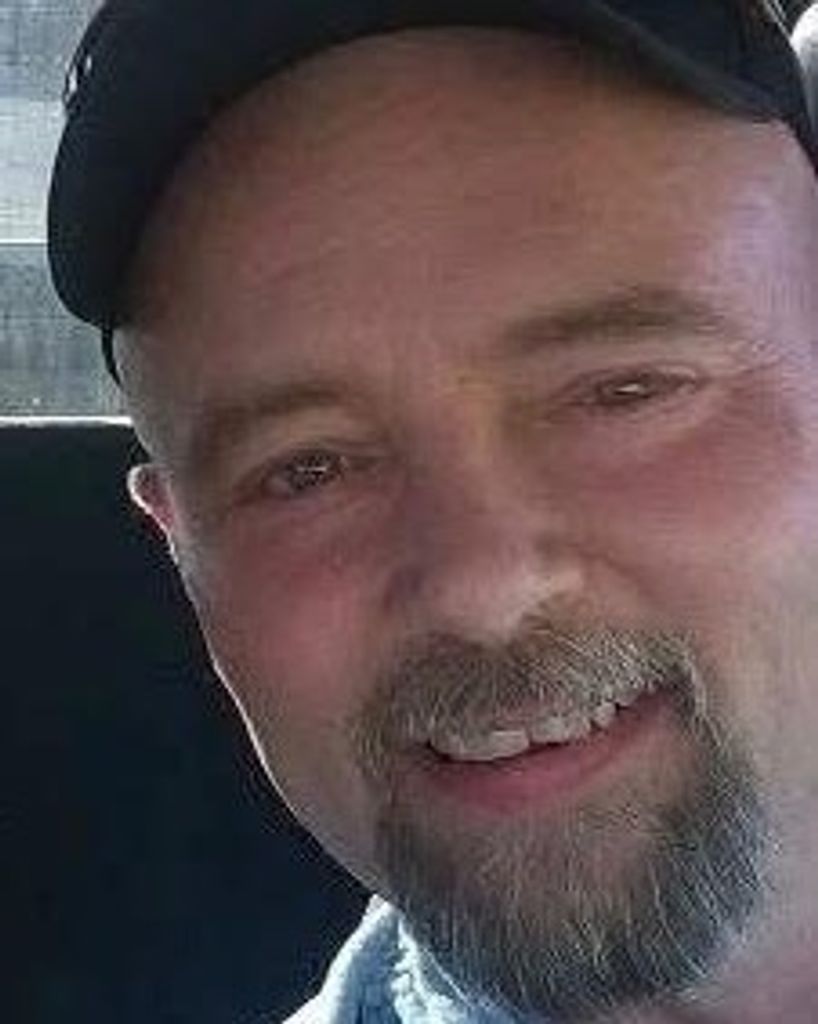 Michael Wayne Gray Profile Photo