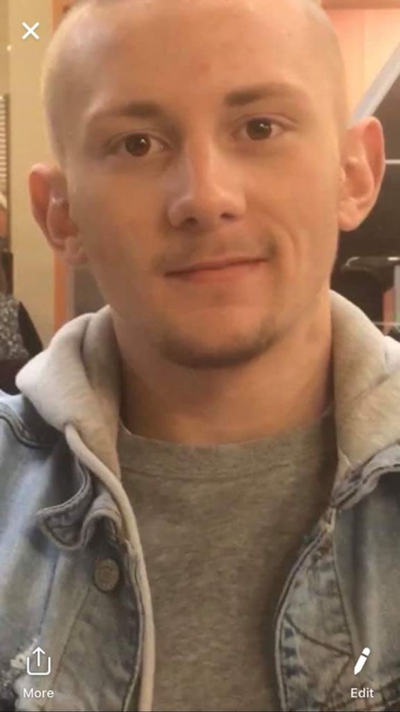 Johnnie Tyler Layton Profile Photo