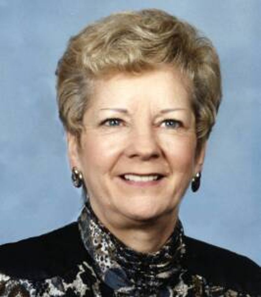 Tena Van Der Muil