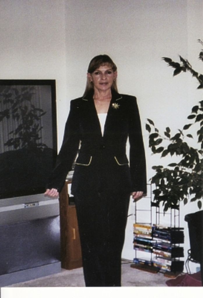 Vickie Elizabeth Newton