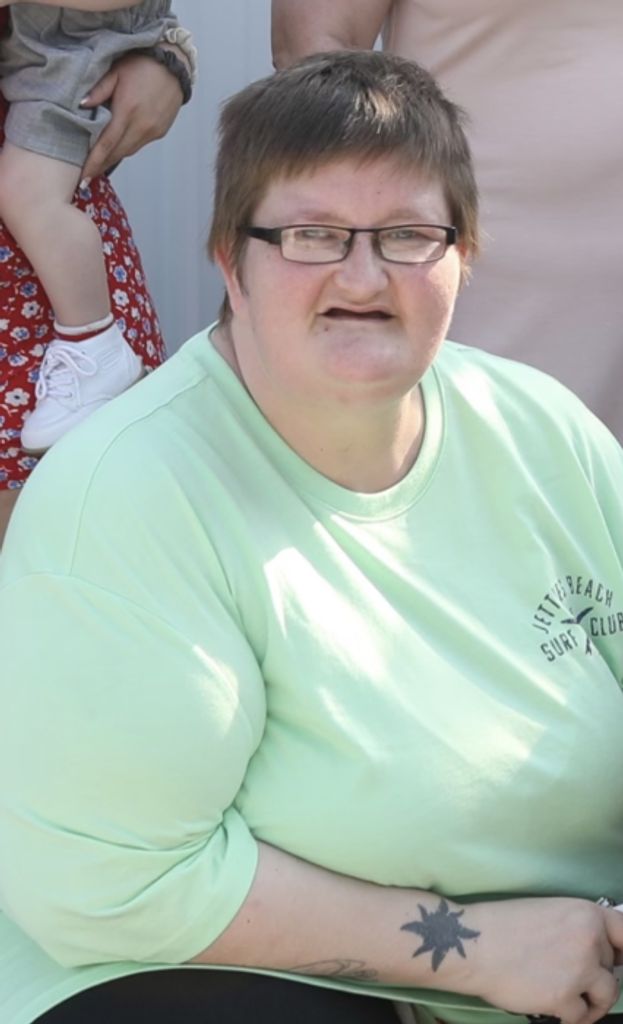 Neshella Kay Holliman Profile Photo