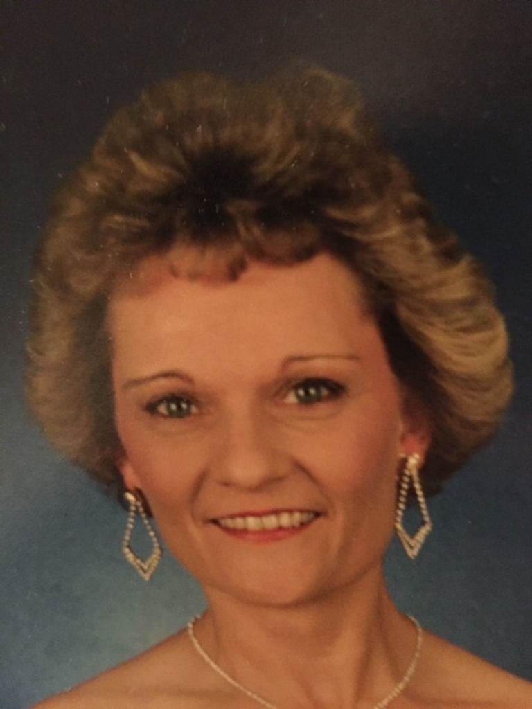 Judy (Applegate)  Sweet