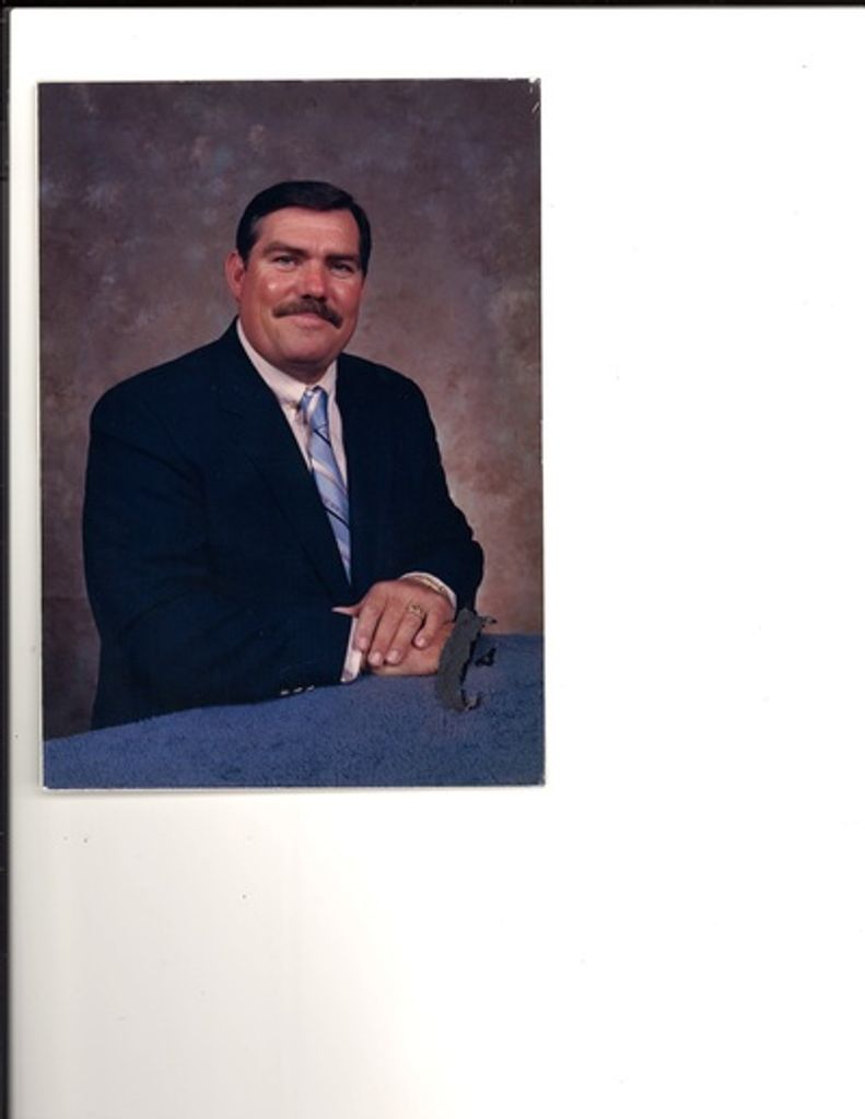 Raymond Stinnett