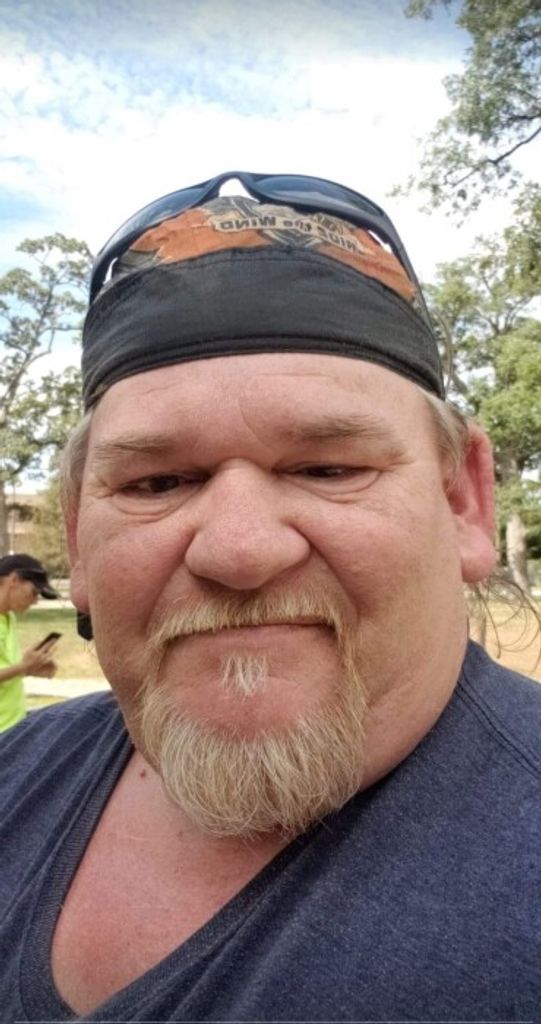 Ed Kingston Profile Photo