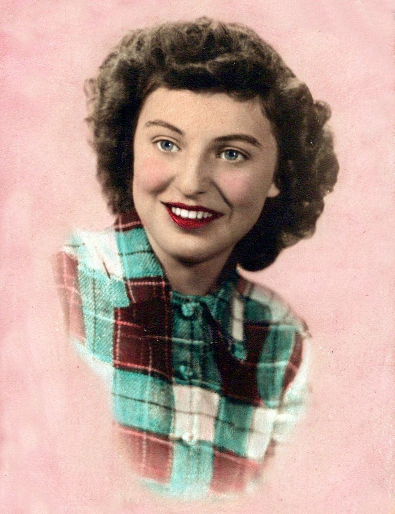 Elenora Royal Profile Photo